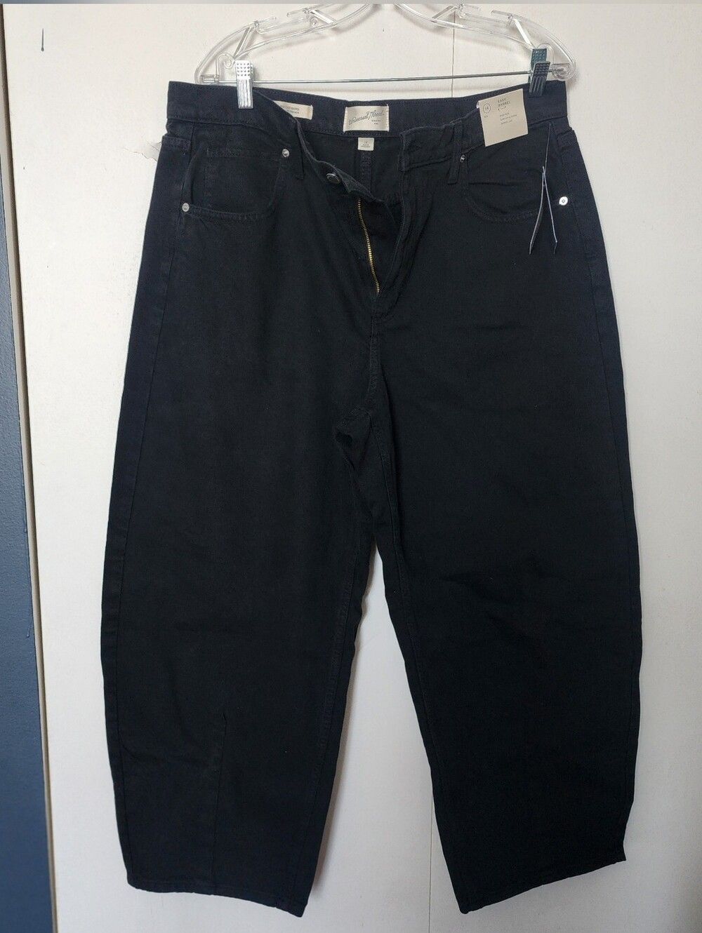 Black High Rise Easy Barrel Crop Jeans curved leg Women NWT 14 Universal Thread